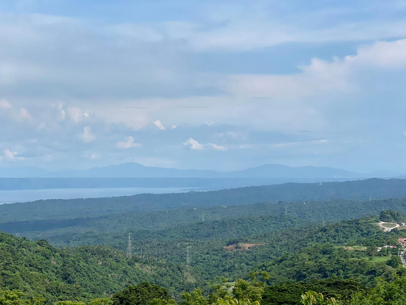 Splendido Tagagtay Taal Lake Staycation Free Parking Netflix No Free Pool Tagaytay City Buitenkant foto