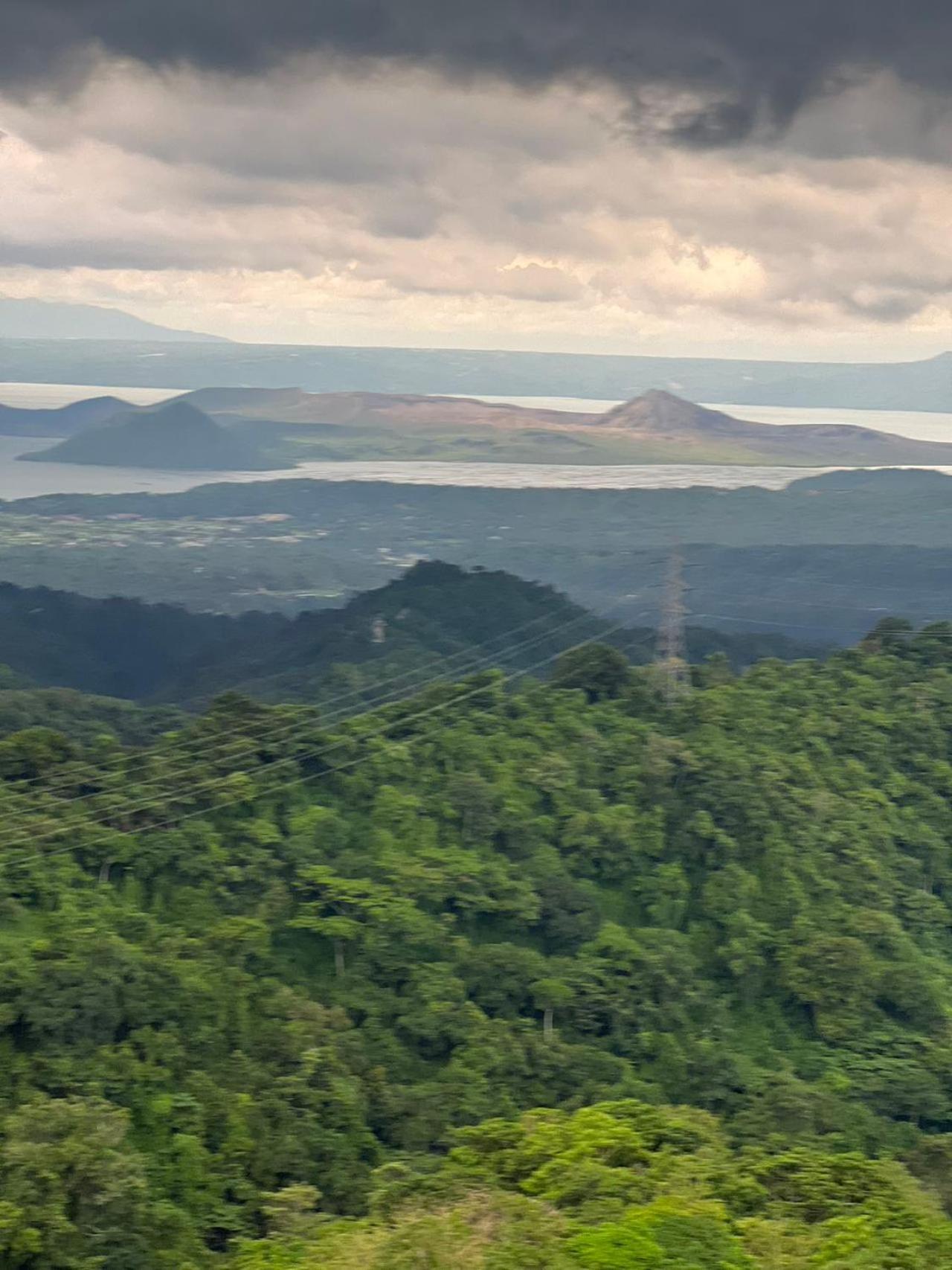 Splendido Tagagtay Taal Lake Staycation Free Parking Netflix No Free Pool Tagaytay City Buitenkant foto