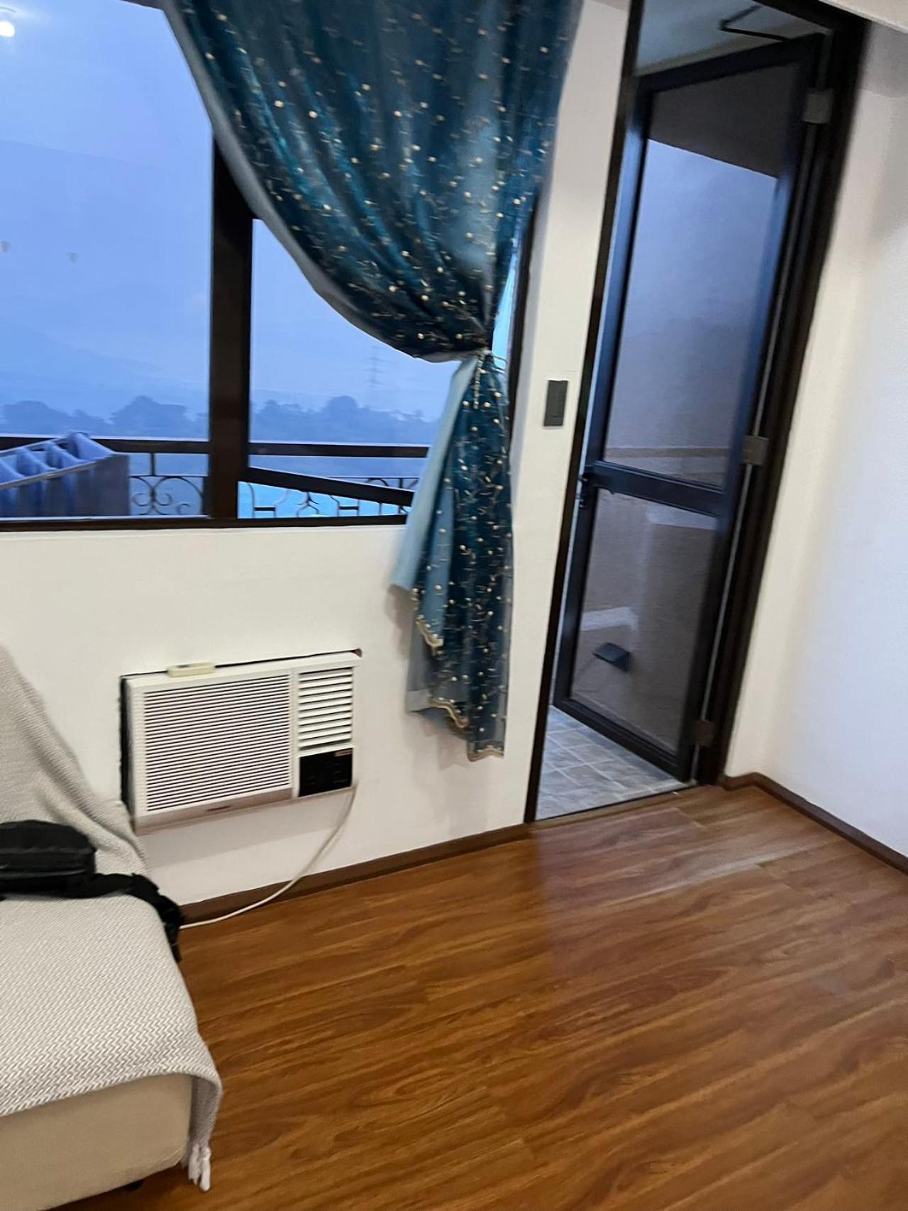 Splendido Tagagtay Taal Lake Staycation Free Parking Netflix No Free Pool Tagaytay City Buitenkant foto