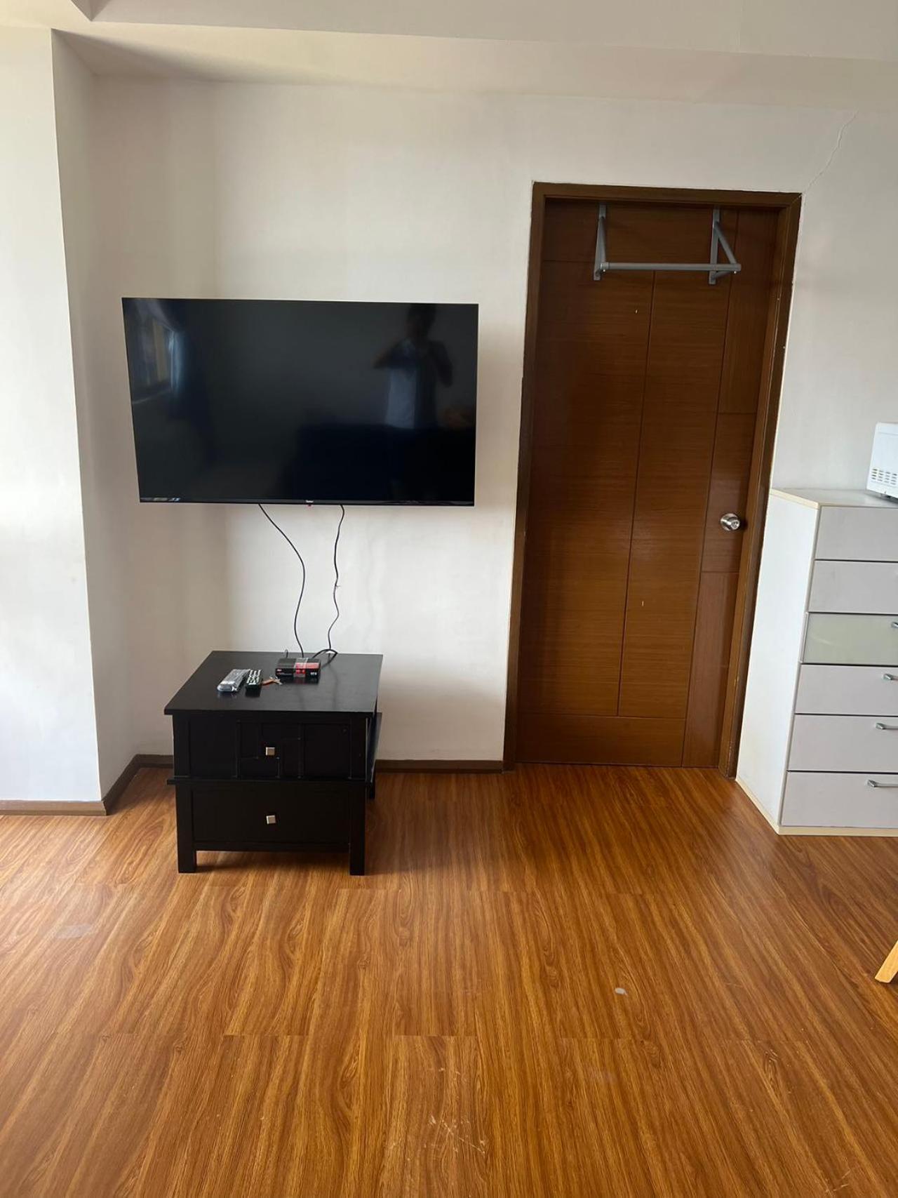 Splendido Tagagtay Taal Lake Staycation Free Parking Netflix No Free Pool Tagaytay City Buitenkant foto