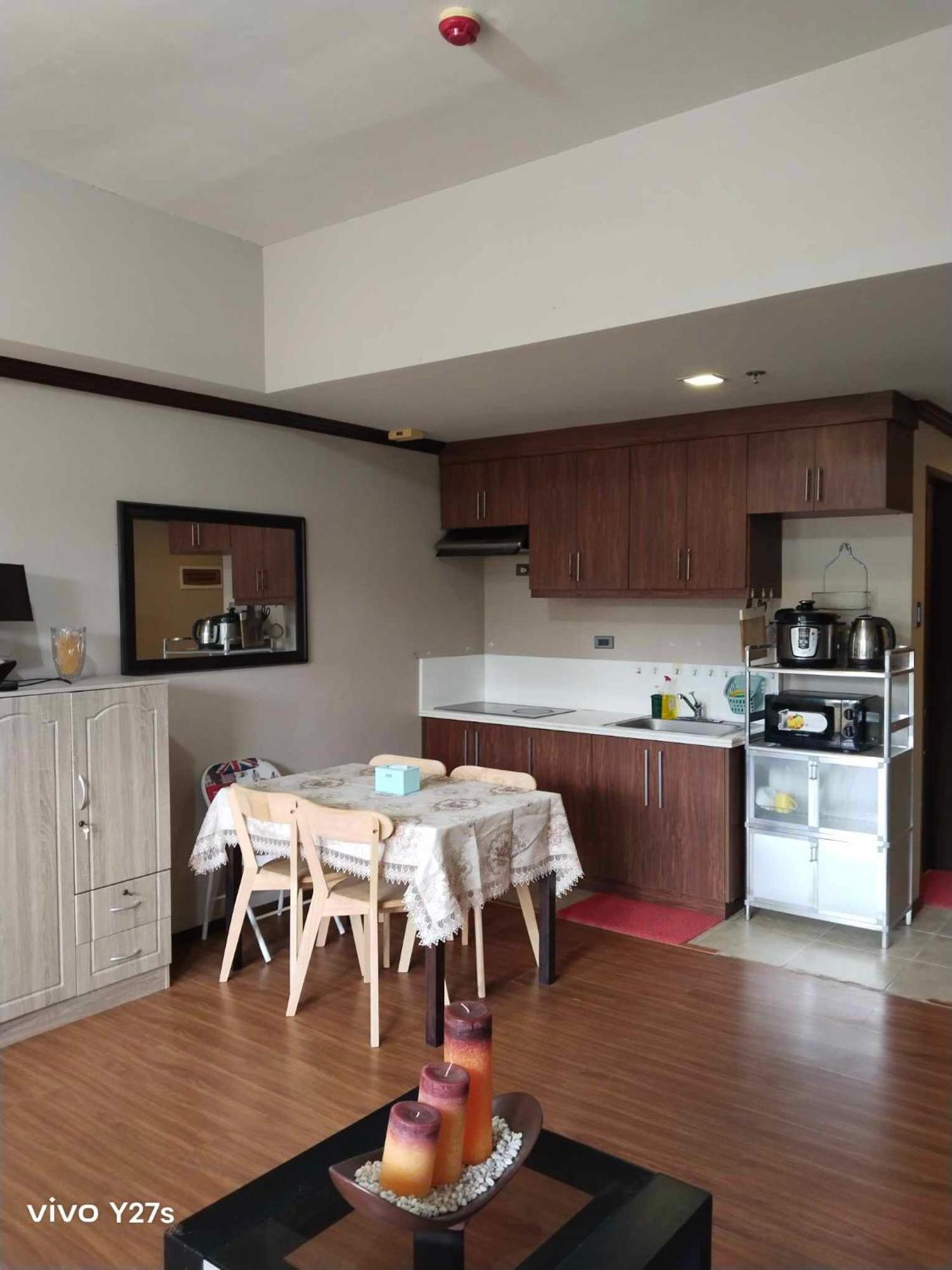 Splendido Tagagtay Taal Lake Staycation Free Parking Netflix No Free Pool Tagaytay City Buitenkant foto