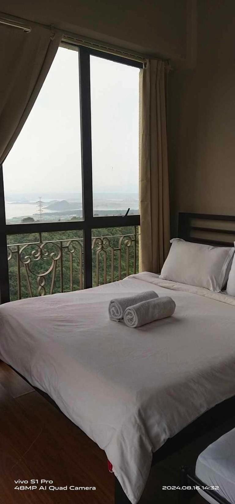 Splendido Tagagtay Taal Lake Staycation Free Parking Netflix No Free Pool Tagaytay City Buitenkant foto